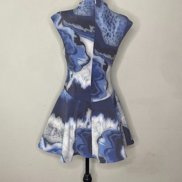 cameo Blue Marble Daydreaming Mini Dress Fit & Flare Cap Sleeves Mock Neck Small - Picture 9 of 12
